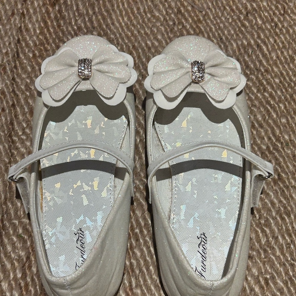 Glittery White Kids Shoes with Bow